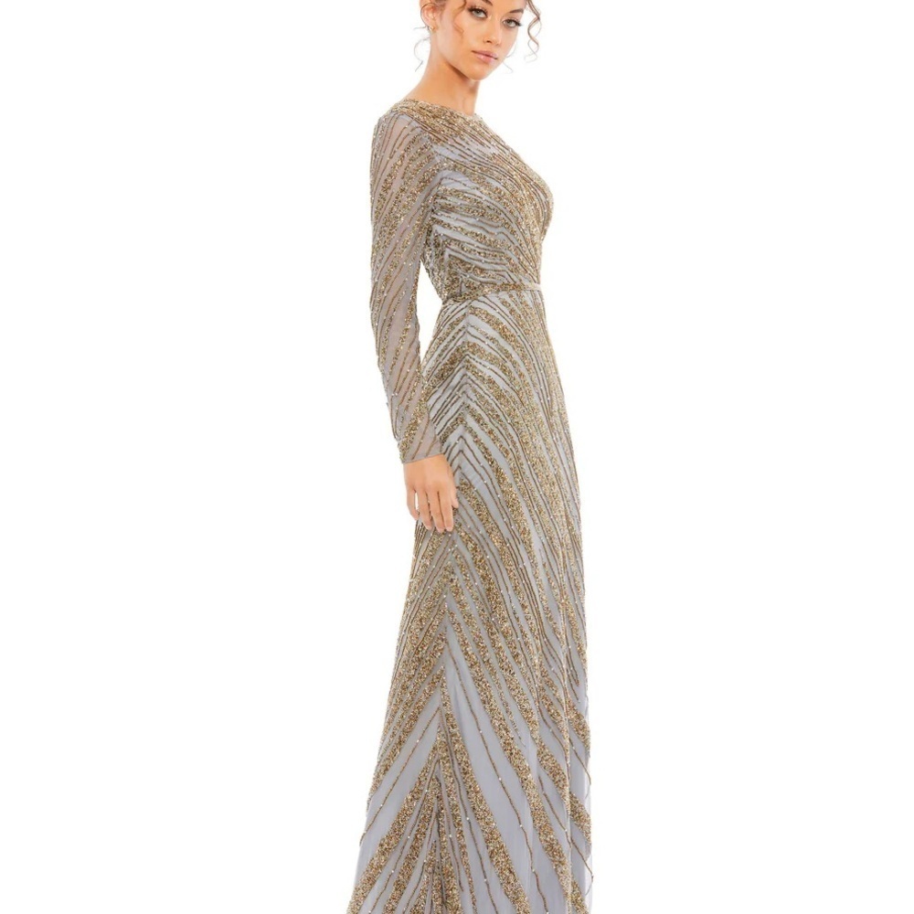 Mac Duggal 5240 NWT Long Sleeve Beaded Column Gown - Picture 3 of 14